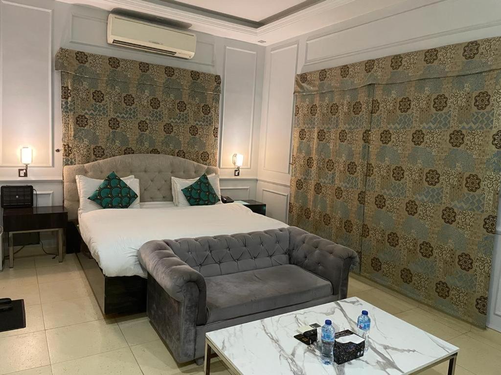 The Riviera Hotel Islamabad Exterior photo